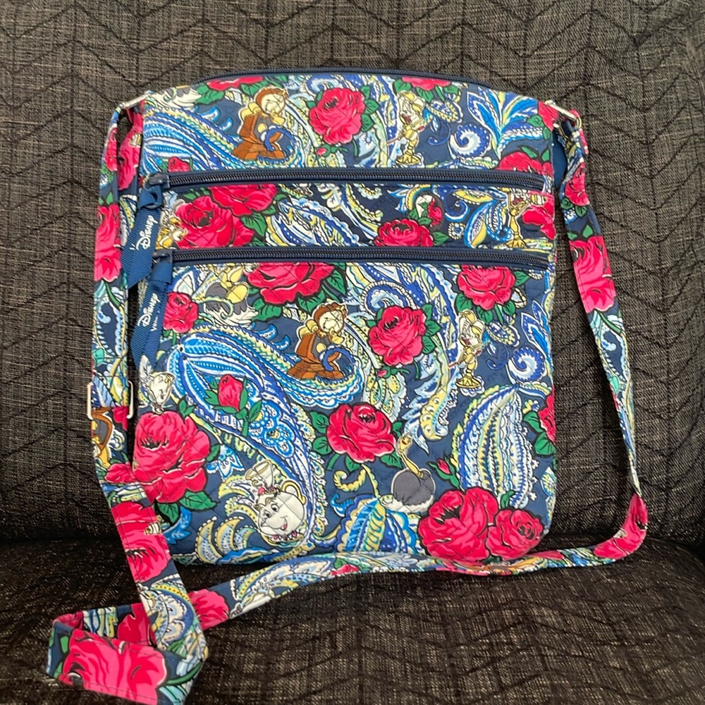 Vera Bradley x Disney Triple Zip Hipster in Bonjour Belle NWOT
